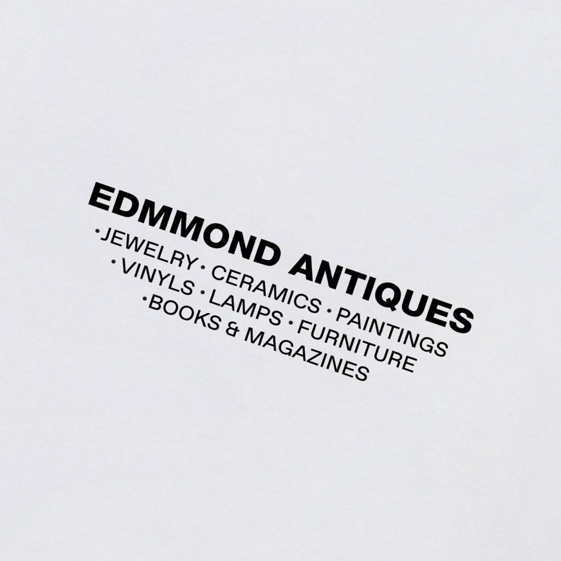 <producttitle> en blanco por Edmmond Studios.