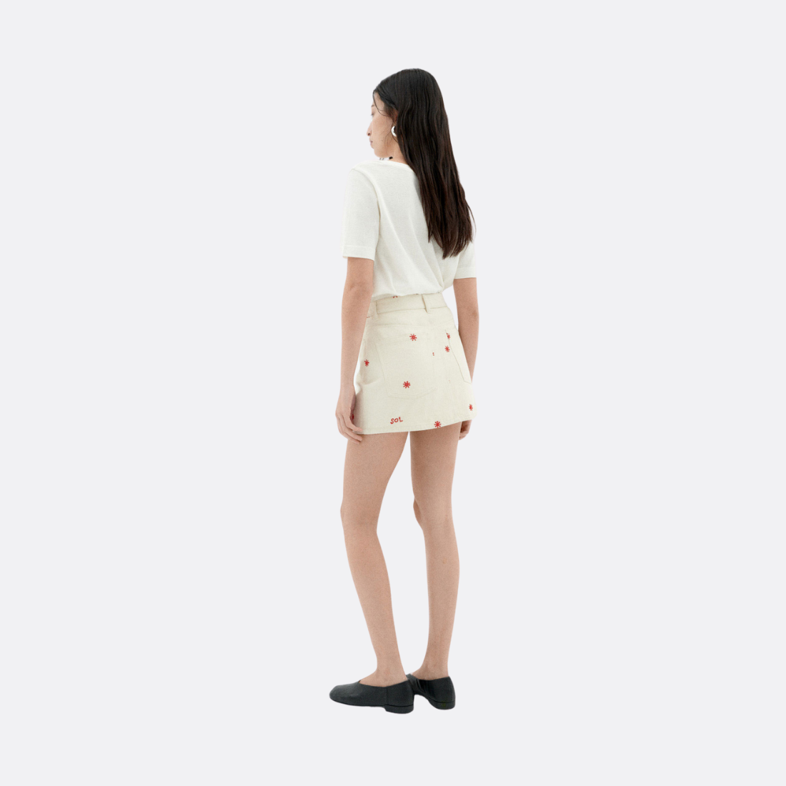 <PRODUCTTITLE> in White by Thinking Mu.