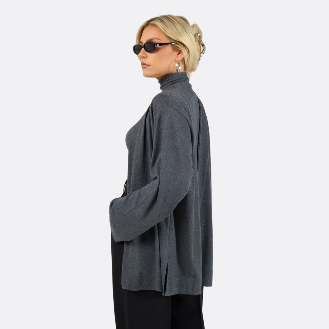 <PRODUCTTITLE> in Grey by Guaja.