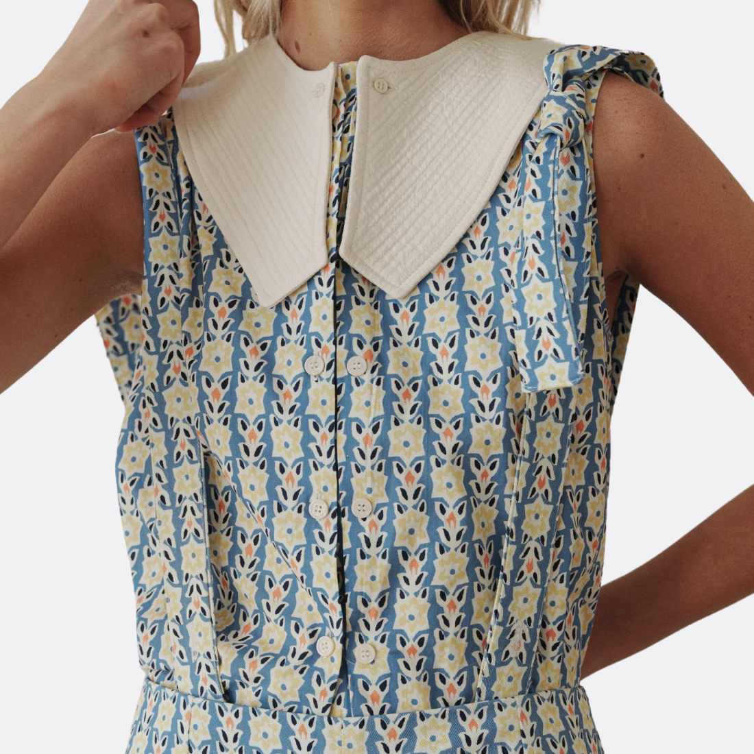 <PRODUCTTITLE> in Blue by Himba.