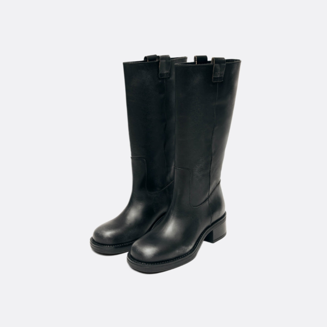 <PRODUCTTITLE> in Black by Alohas.