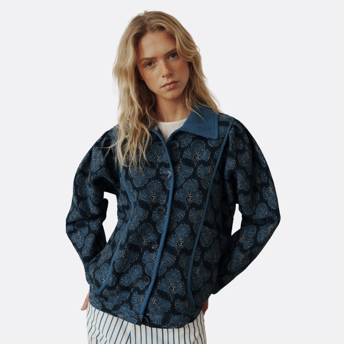 <PRODUCTTITLE> in Blue by Himba.
