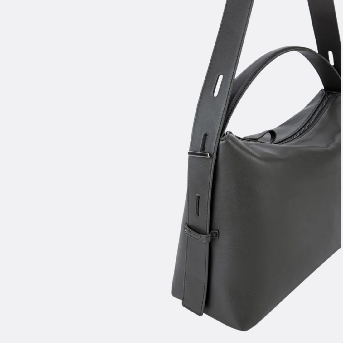 <PRODUCTTITLE> in Grey by Hvisk.
