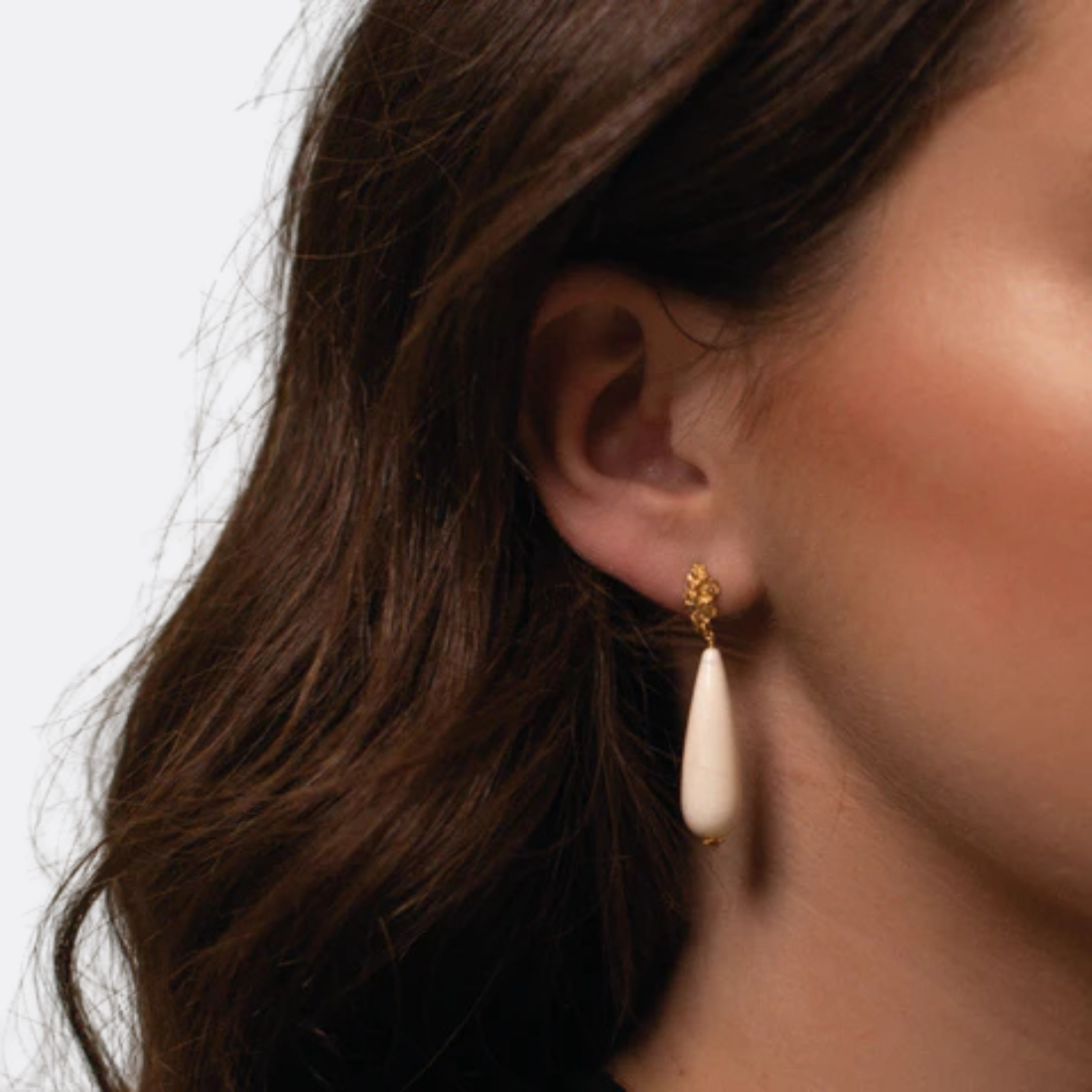 <PRODUCTTITLE> in White by Sopro Jewellery.