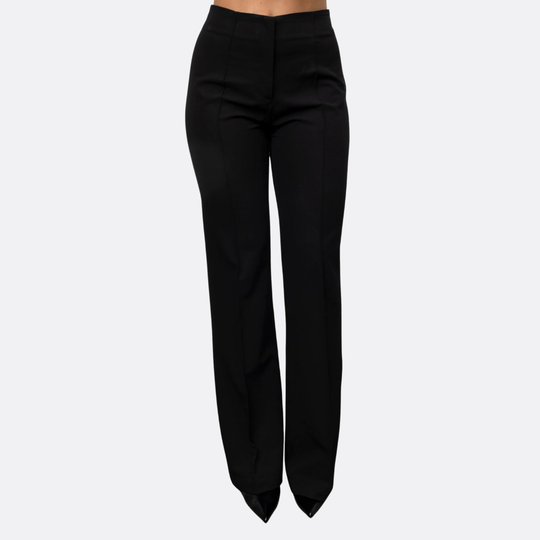 <PRODUCTTITLE> in Black by Guaja.