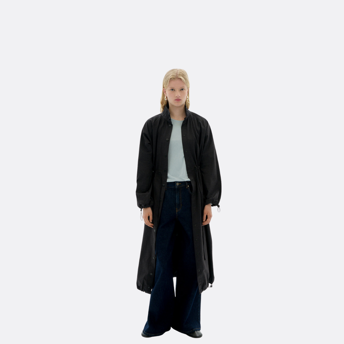 <PRODUCTTITLE> in Black by Thinking Mu.
