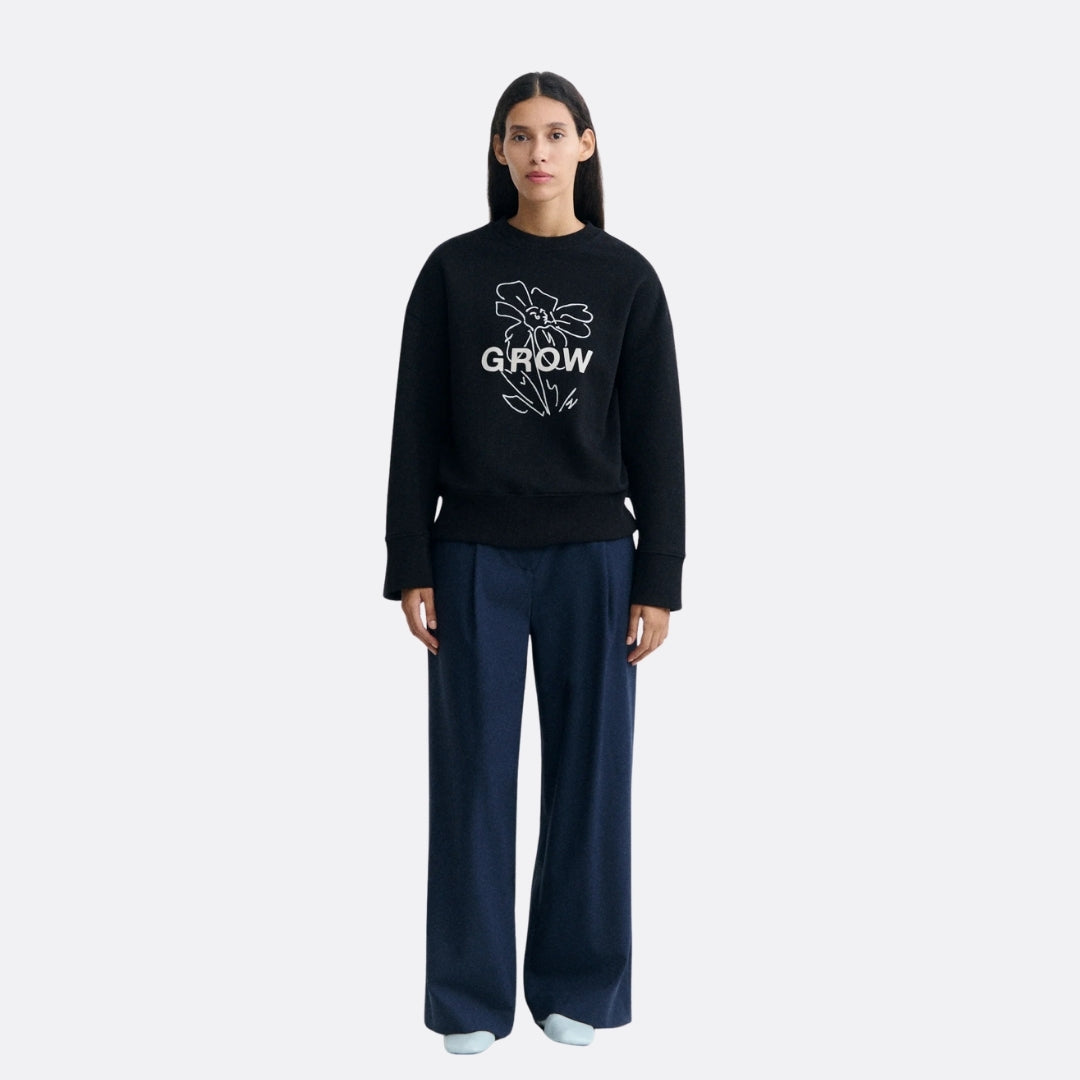 <PRODUCTTITLE> in Black by Thinking Mu.