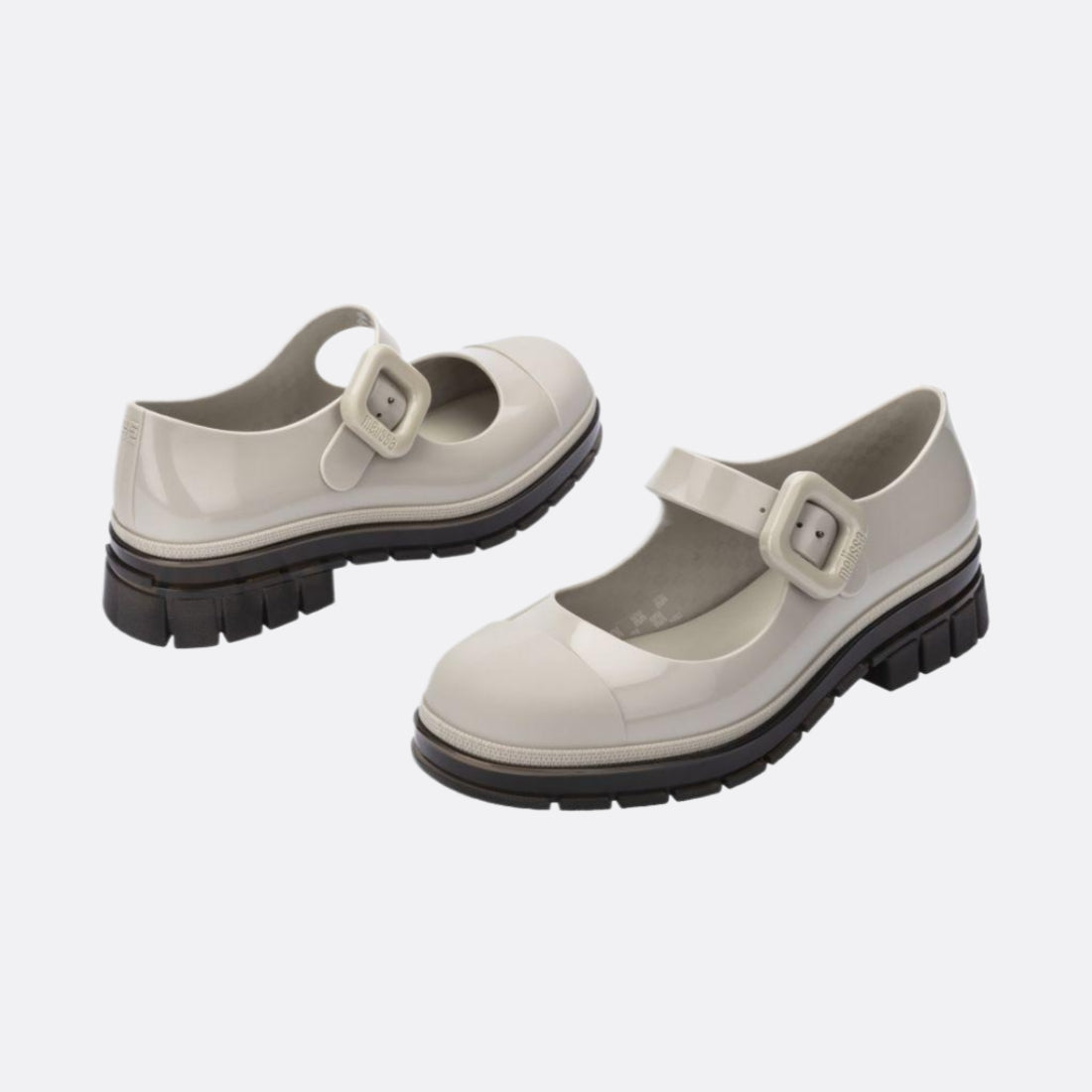 <PRODUCTTITLE> in White by Melissa.