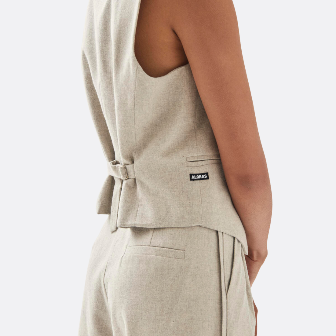 <PRODUCTTITLE> in Neutrals by Alohas.