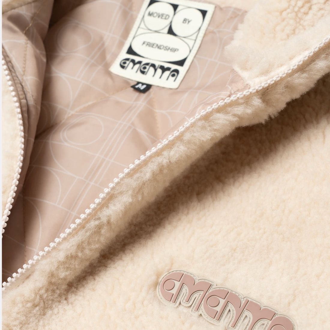 <PRODUCTTITLE> in Beige by Ementa SB.