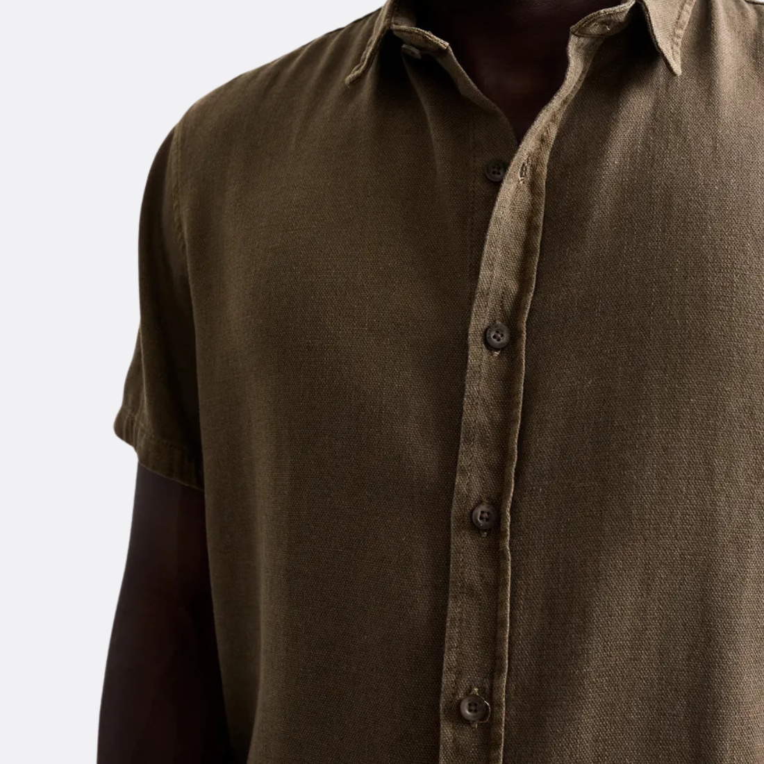 <PRODUCTTITLE> in Brown by Austal.