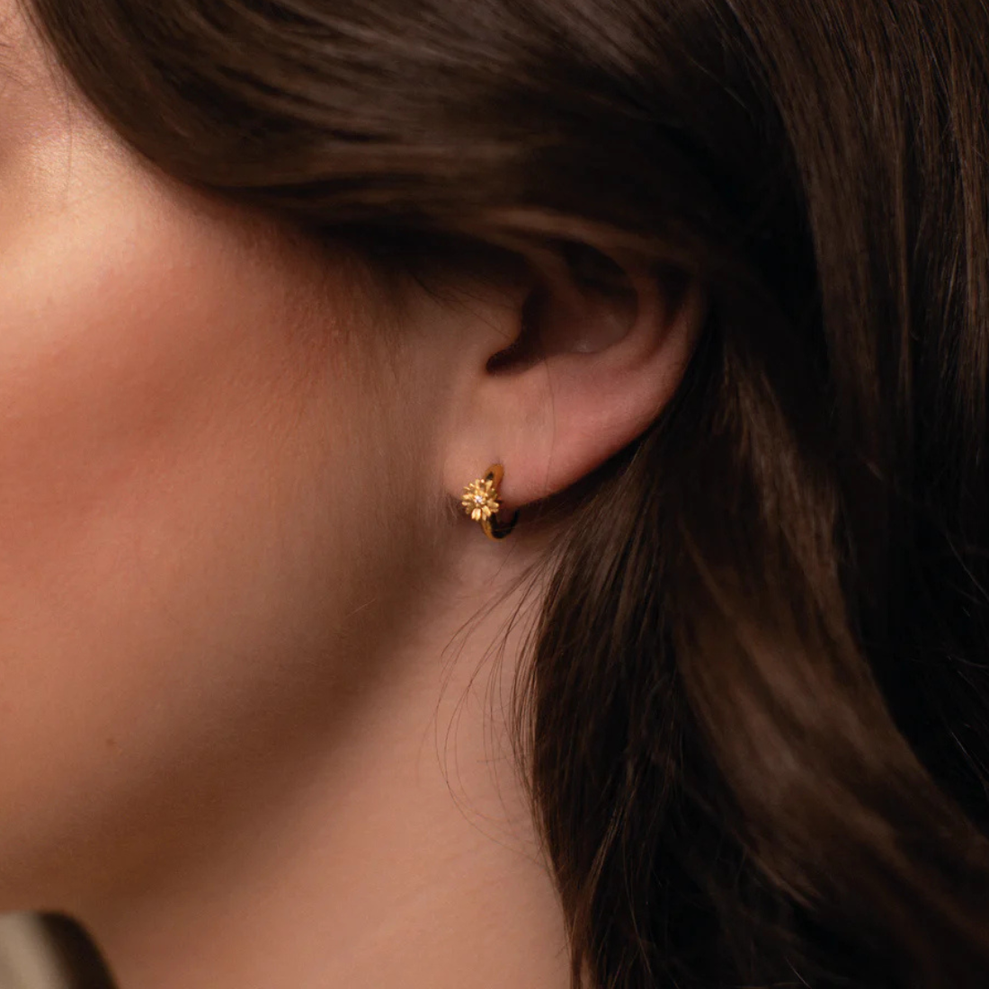 <PRODUCTTITLE> in Neutrals by Sopro Jewellery.