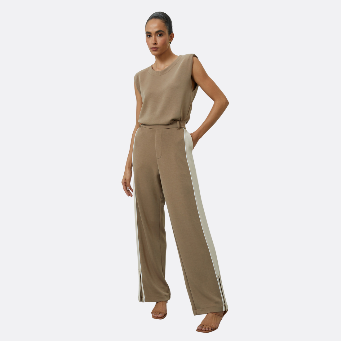 <PRODUCTTITLE> in Grey by Shoulder.