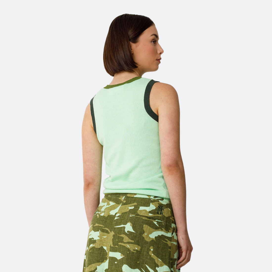 <PRODUCTTITLE> in Green by SKFK.