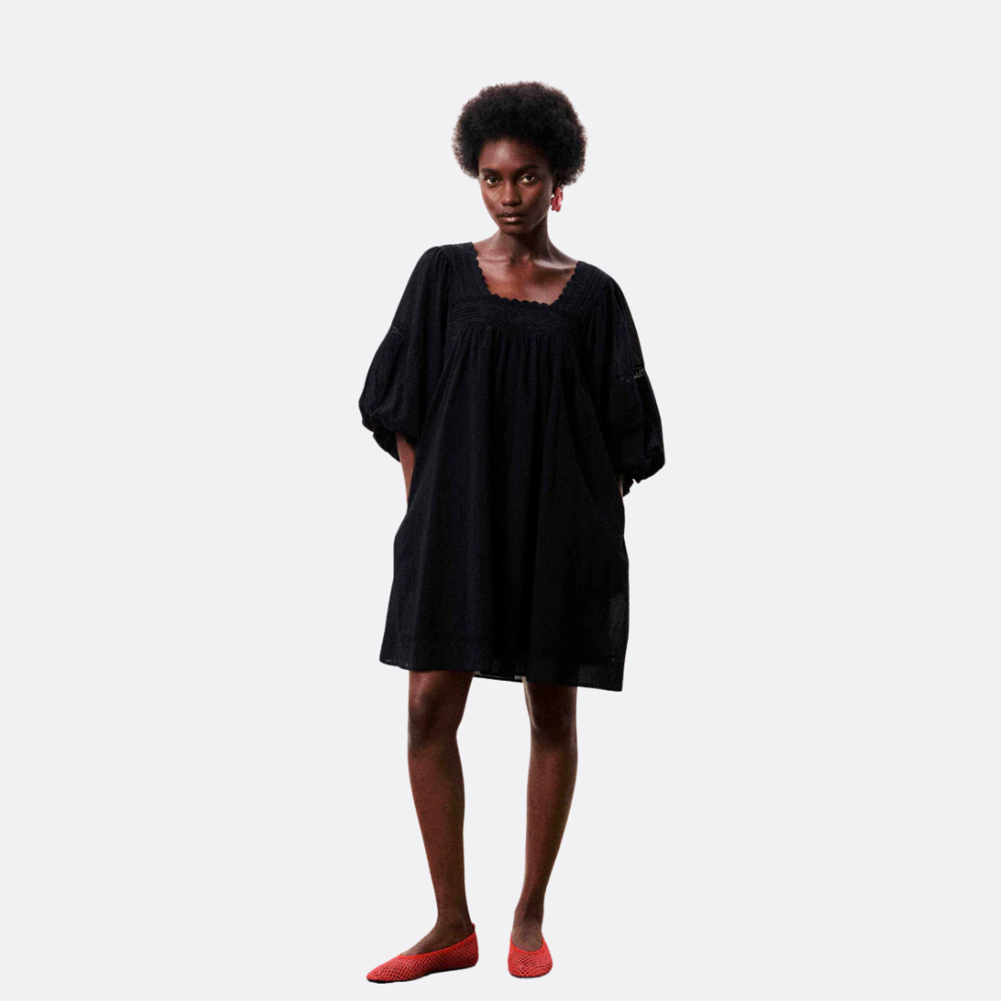<PRODUCTTITLE> in Black by FRNCH.