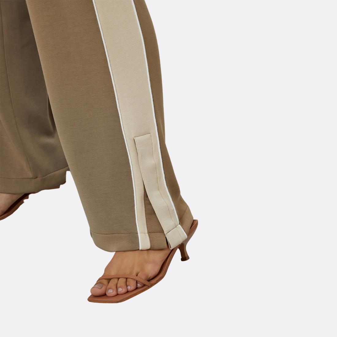 <PRODUCTTITLE> in Grey by Shoulder.