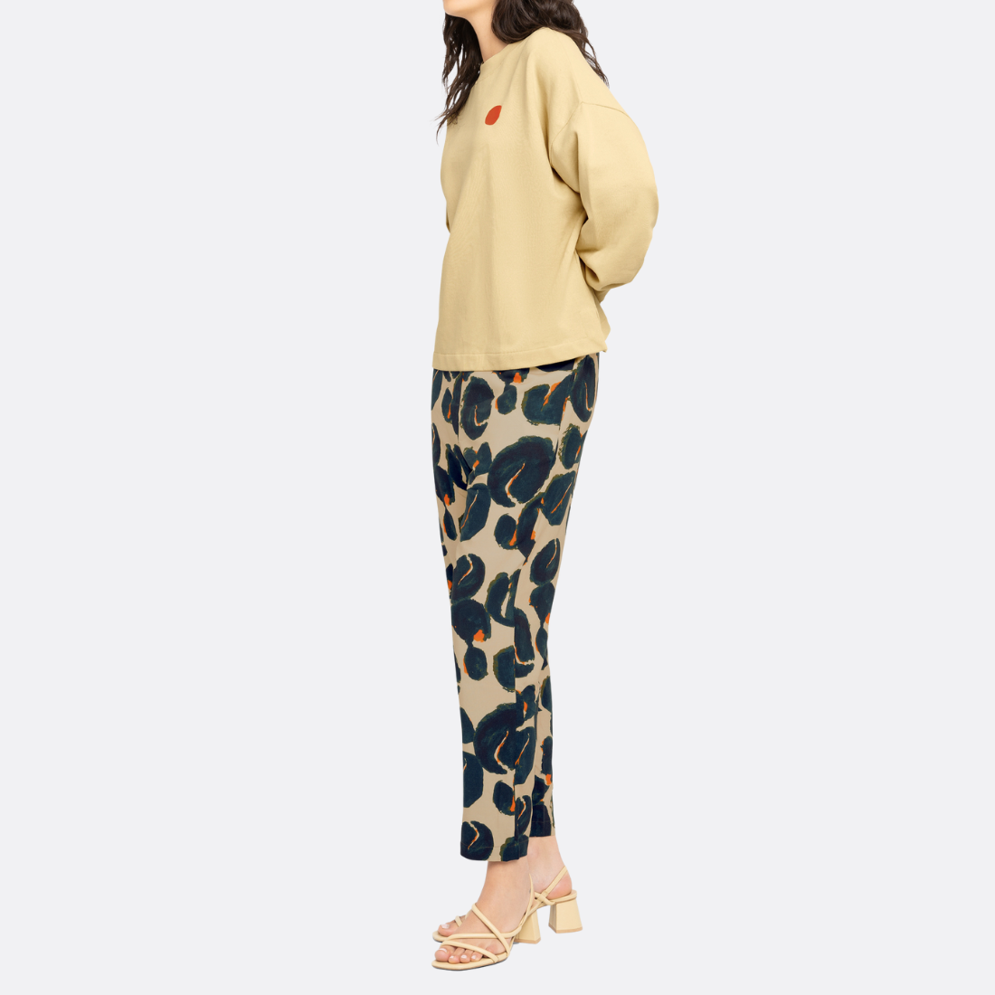 <PRODUCTTITLE> in Neutrals by Loreak Mendian.