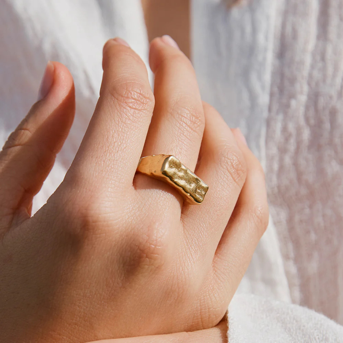 <PRODUCTTITLE> in Golden by Agapée.