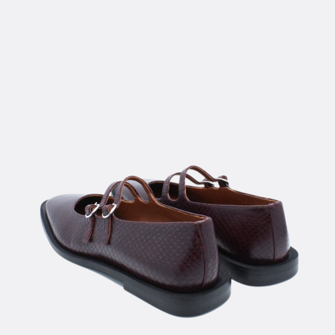 <PRODUCTTITLE> in Bordeaux by JJ Heitor.