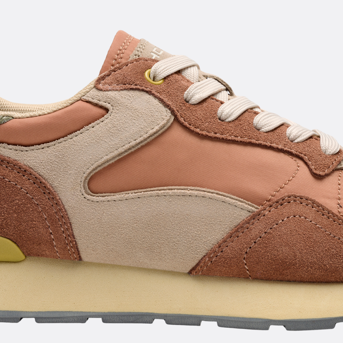 <PRODUCTTITLE> in Orange by Hoff.