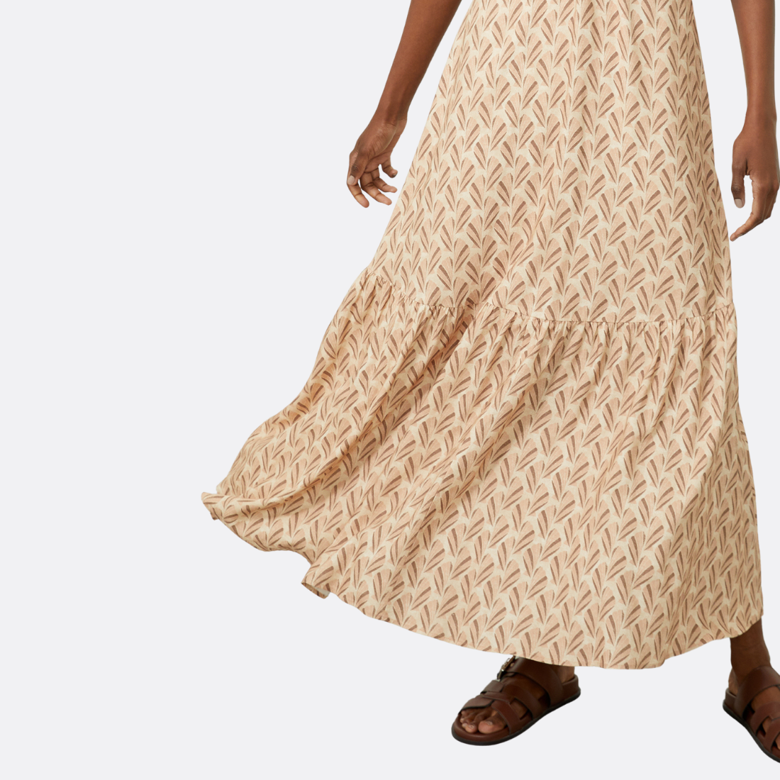 <PRODUCTTITLE> in Beige by Shoulder.