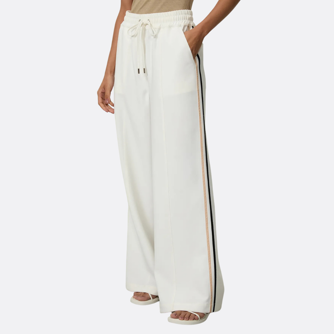 <PRODUCTTITLE> in White by Shoulder.