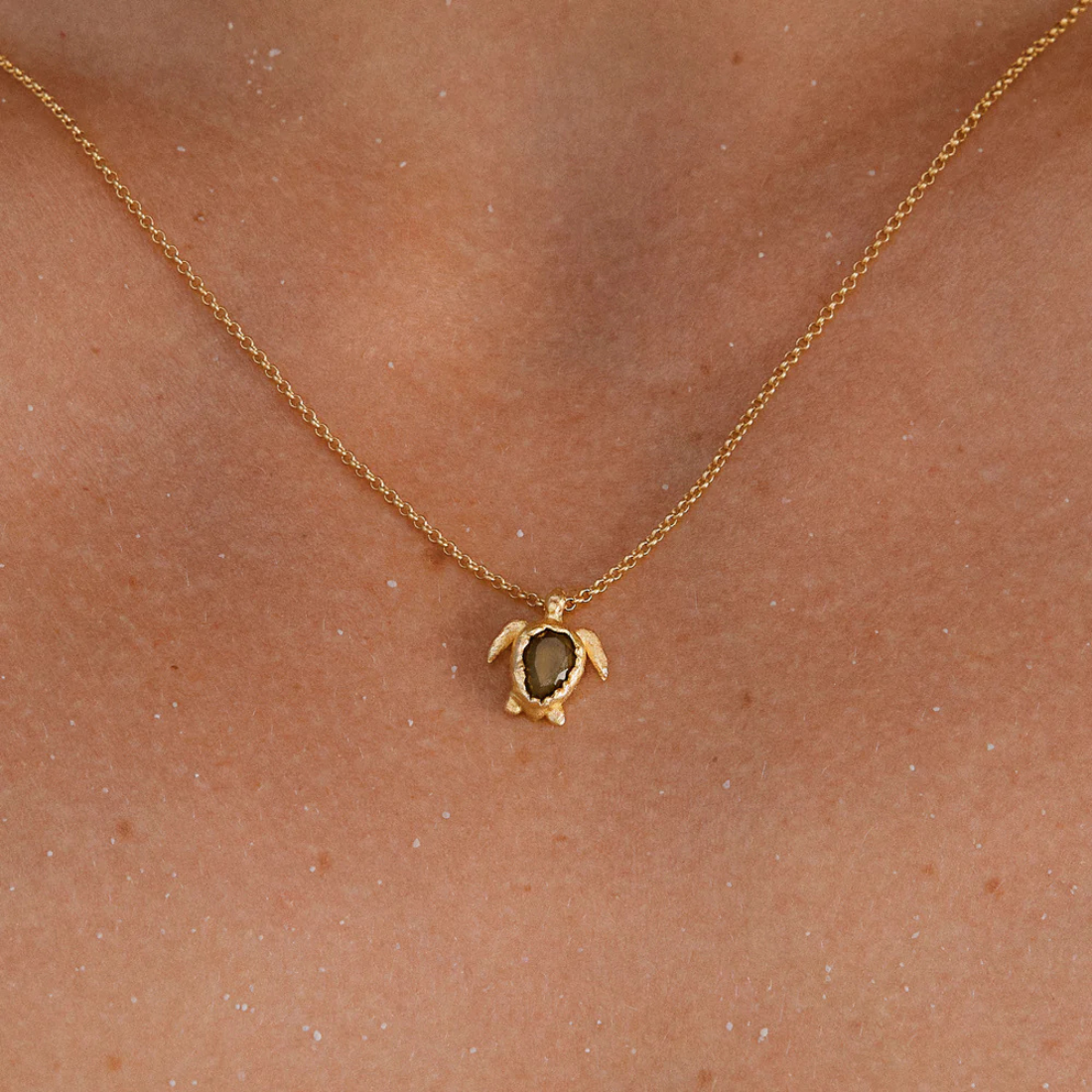 <PRODUCTTITLE> in Golden by Agapée.