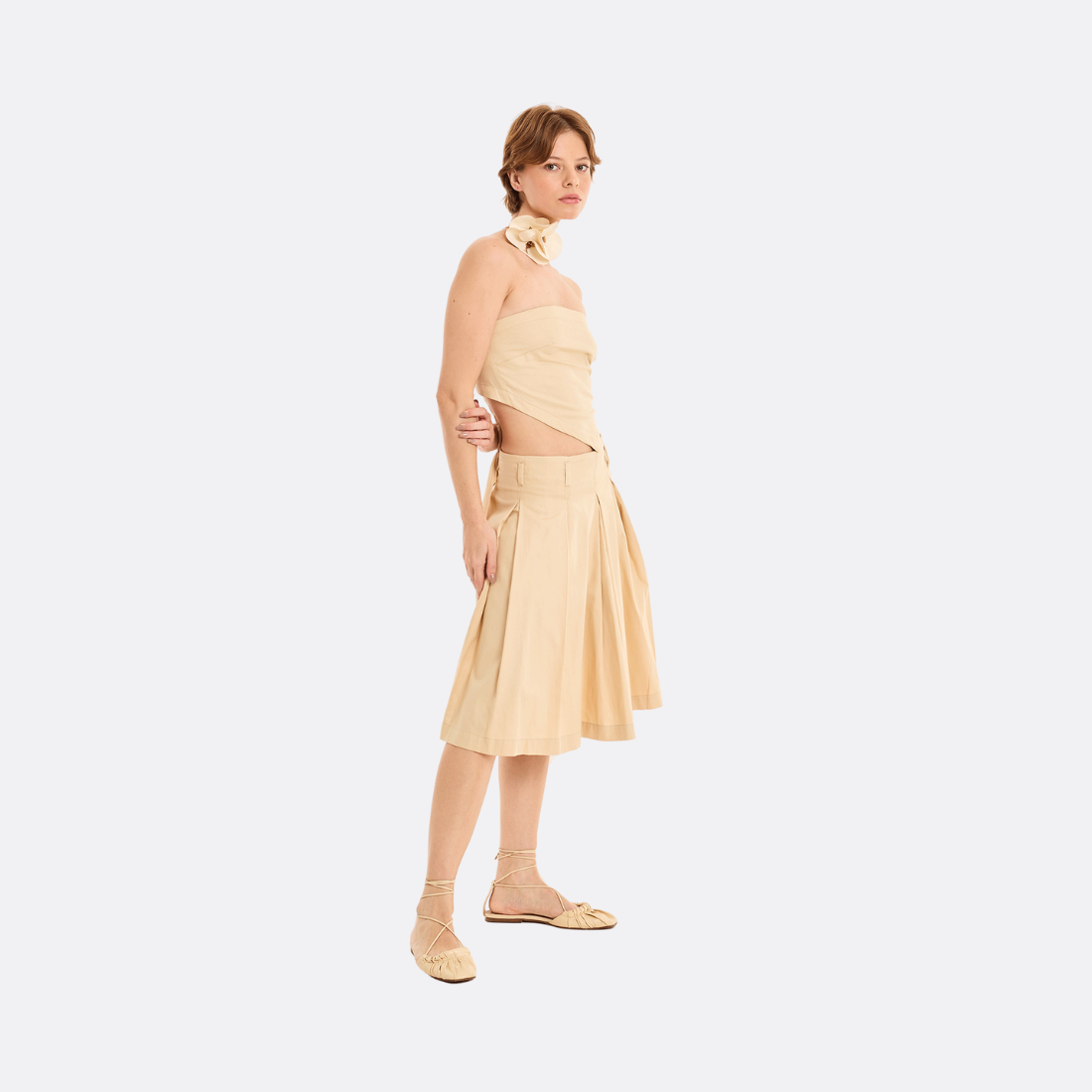 <PRODUCTTITLE> in Beige by Loja 3.