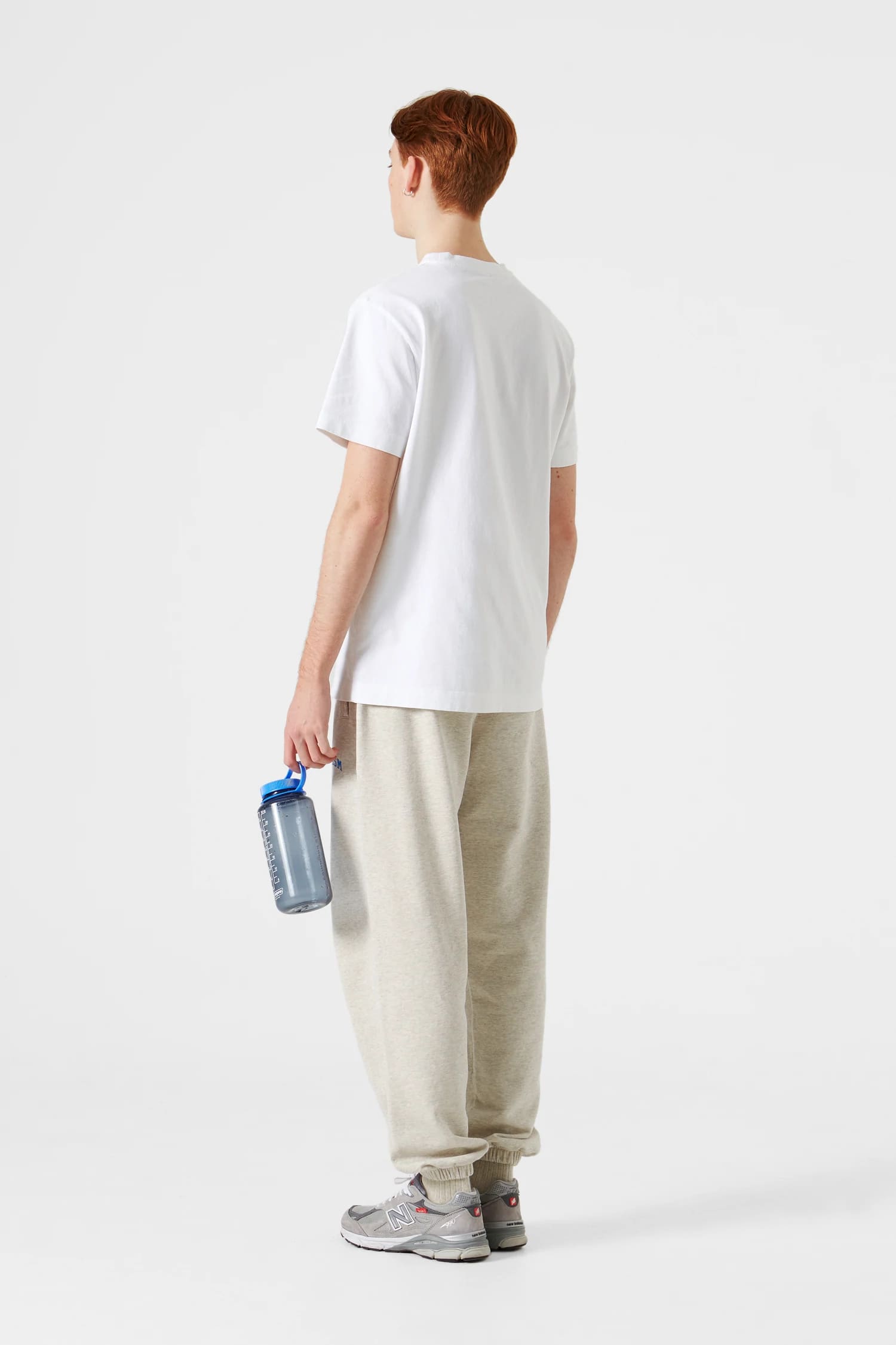 <PRODUCTTITLE> in White by Edmmond Studios.