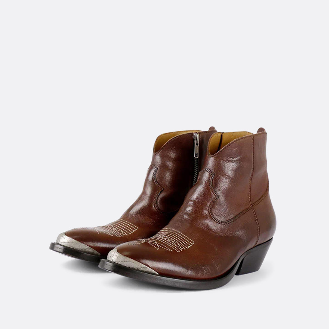 <PRODUCTTITLE> in Brown by CATARINA MARTINS .