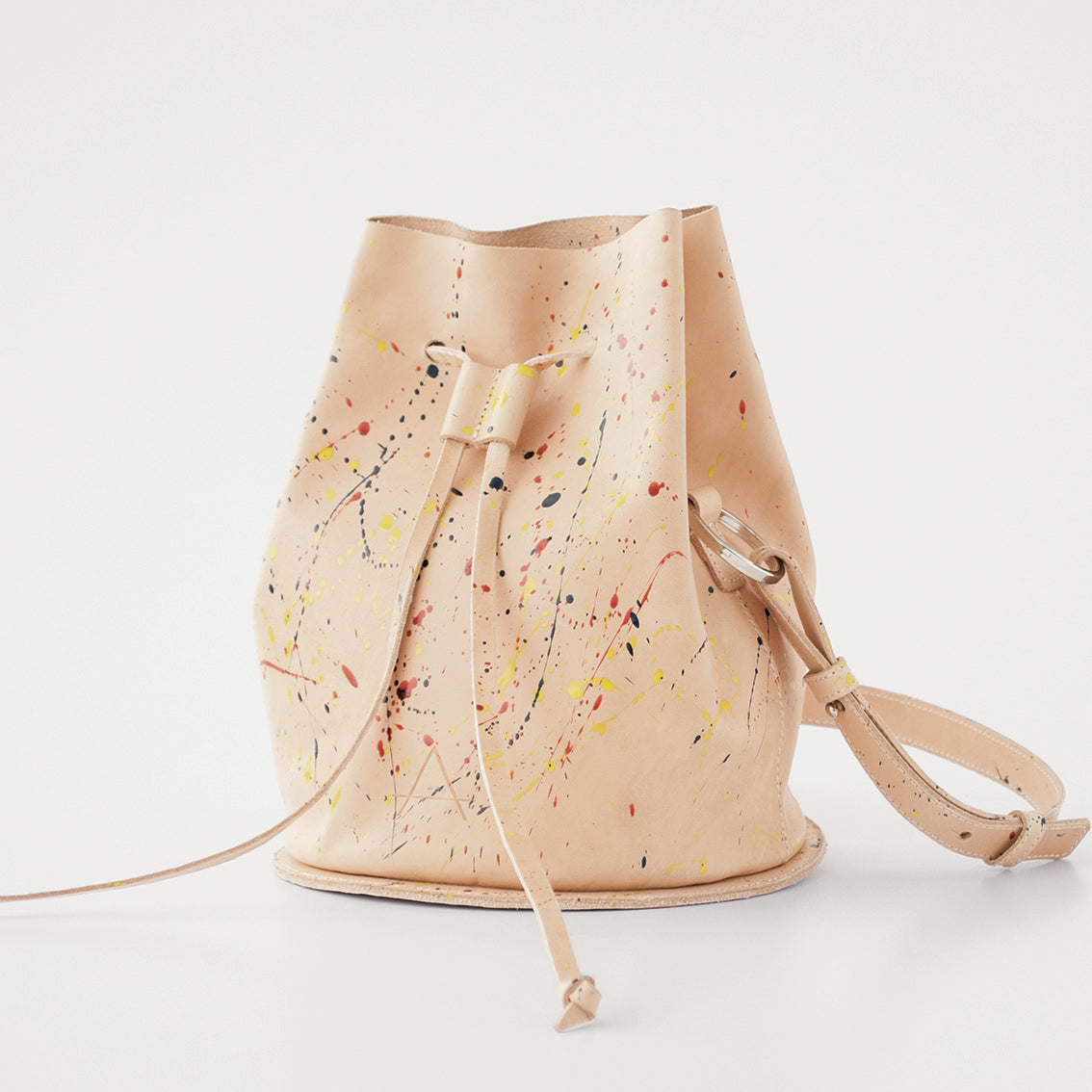 Júlia Bucket Bag in Black and Pink by António - Handmade Story
