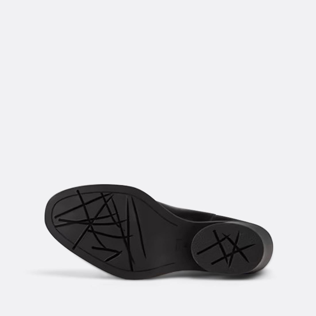 <PRODUCTTITLE> in Black by Camper.