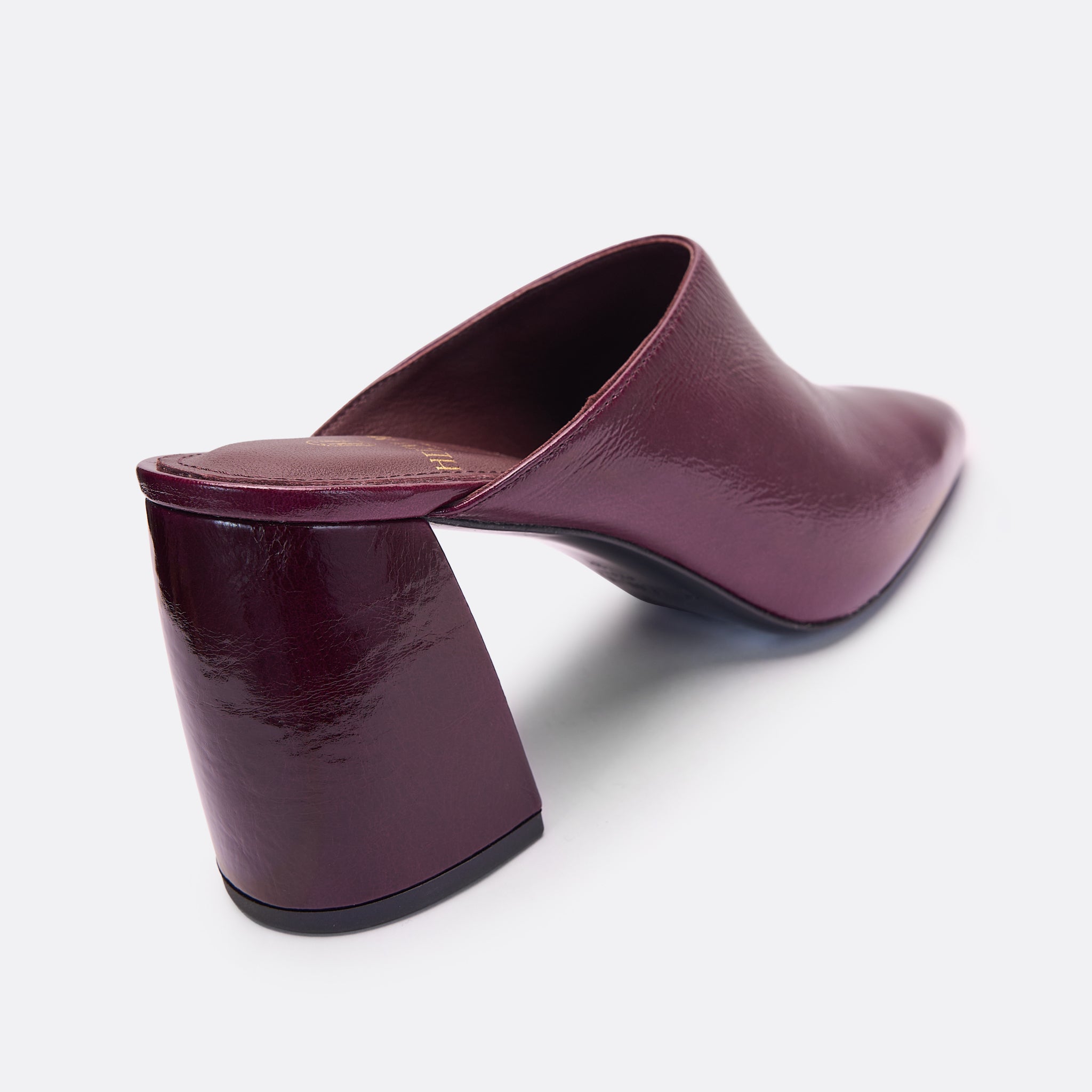 <PRODUCTTITLE> in Bordeaux by Helena Mar.