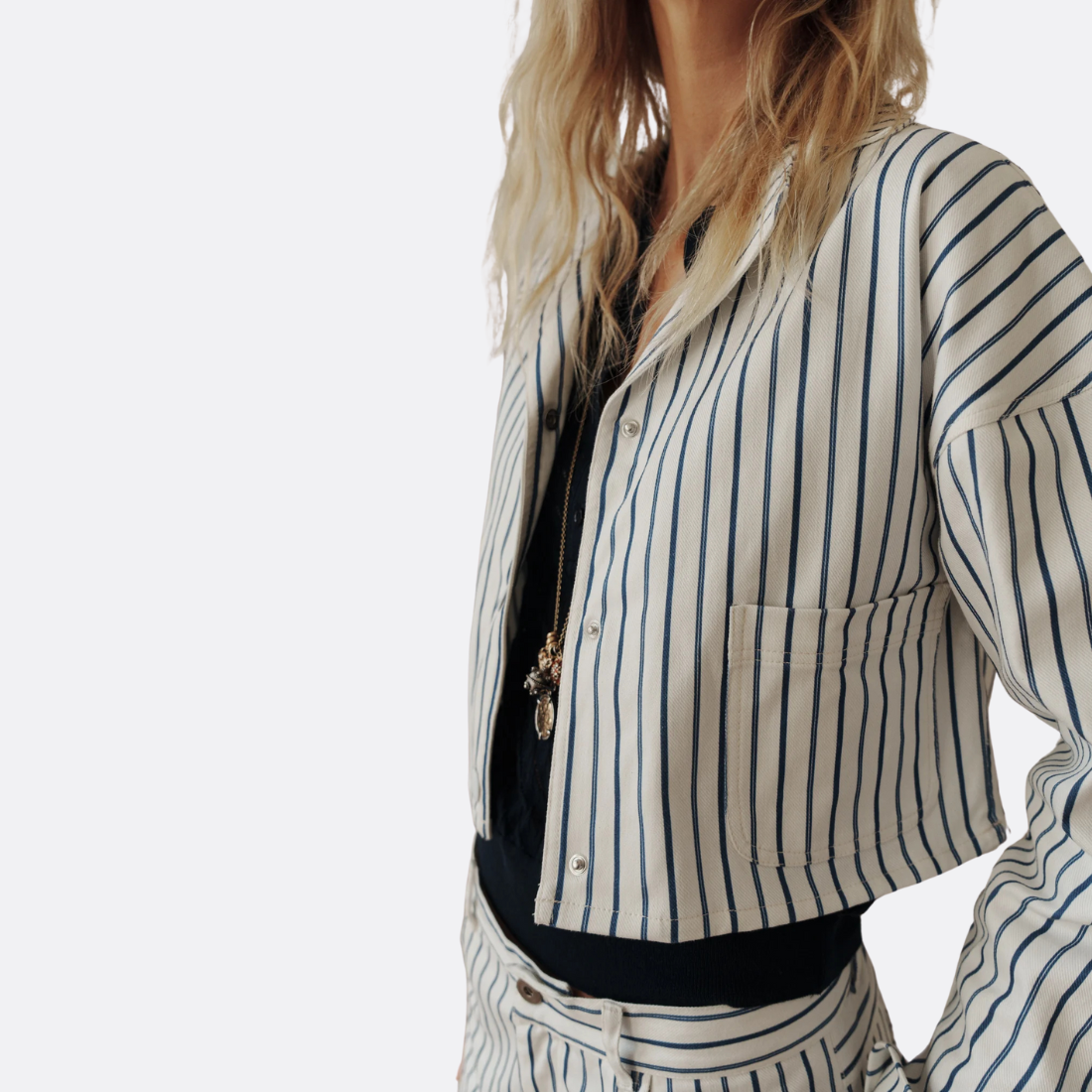 <PRODUCTTITLE> in White by Himba.