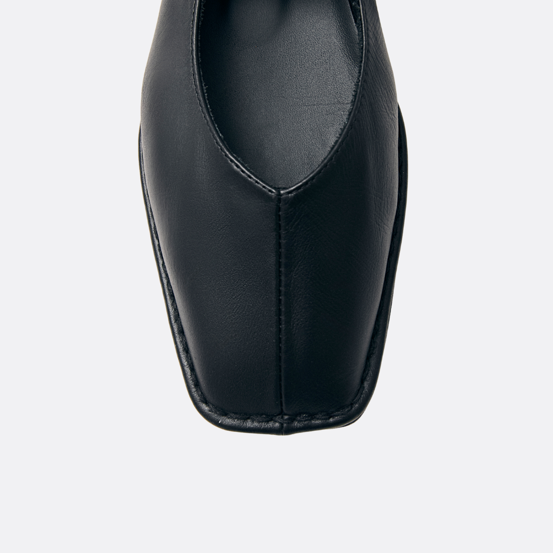 <PRODUCTTITLE> in Black by Alohas.