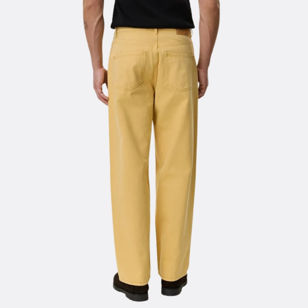 <PRODUCTTITLE> in Yellow by Les Deux.