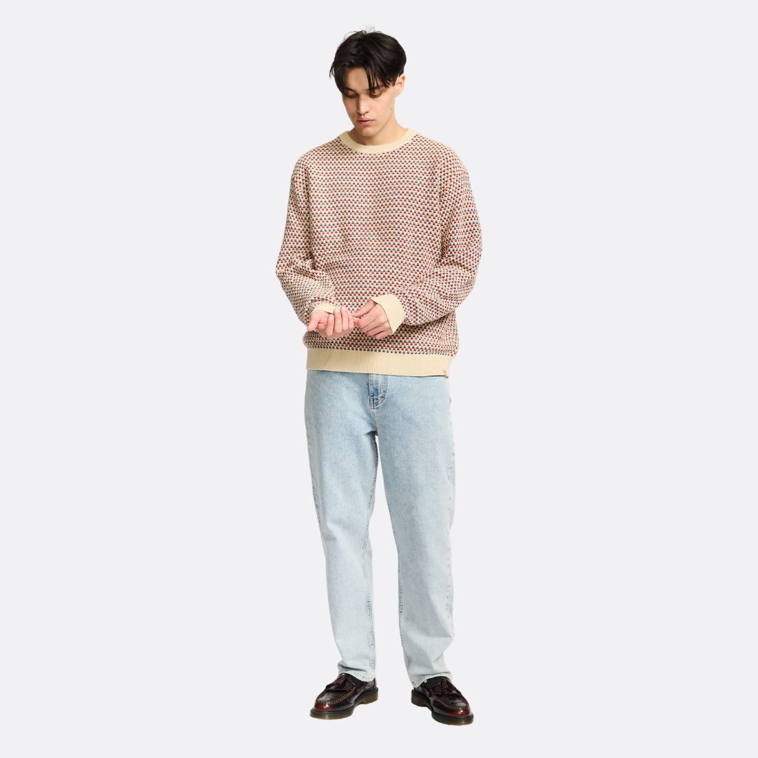 <PRODUCTTITLE> in Red by Revolution.