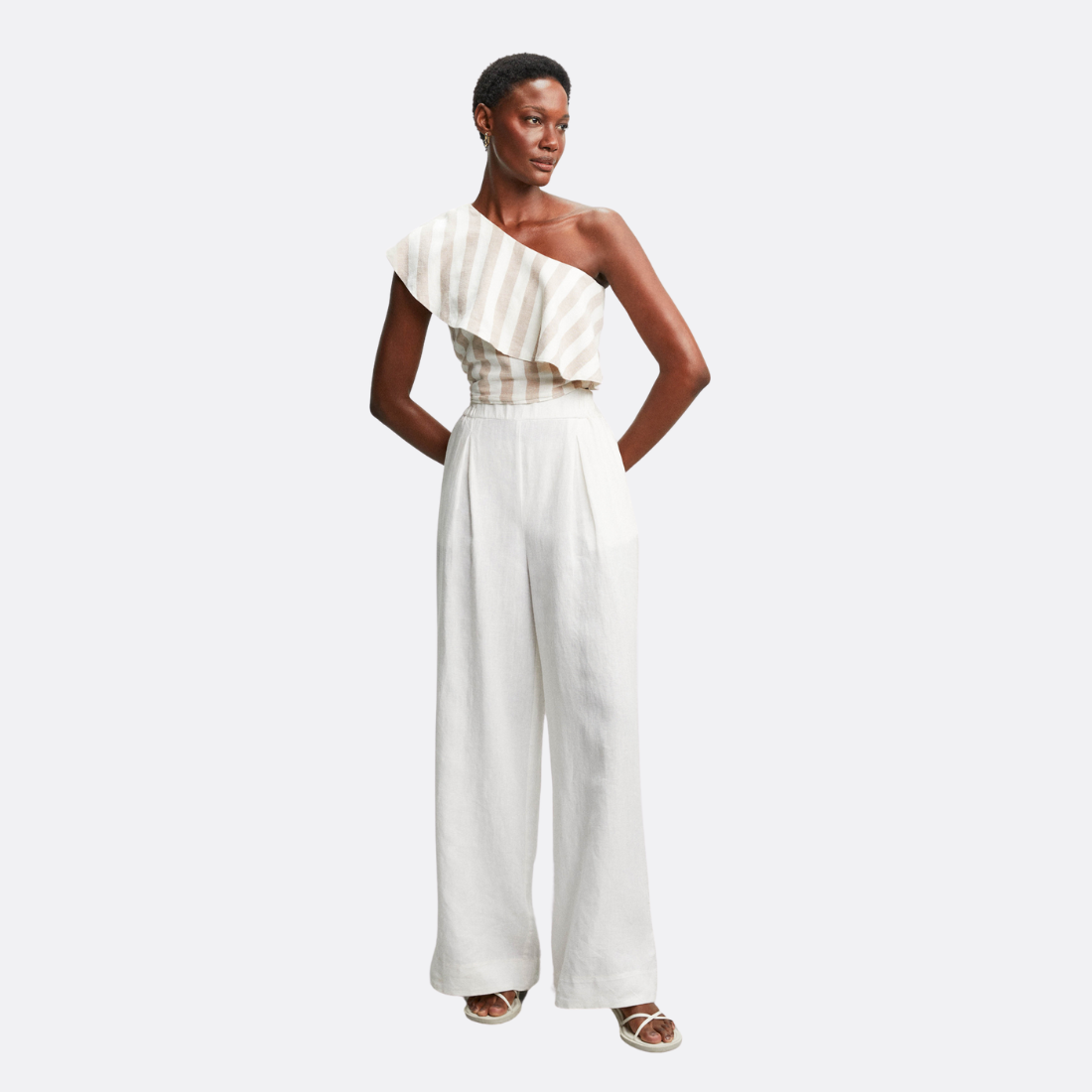<PRODUCTTITLE> in Beige by Shoulder.