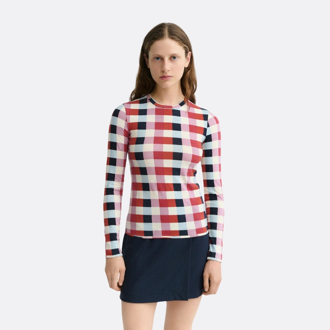 <PRODUCTTITLE> in Red by Thinking Mu.