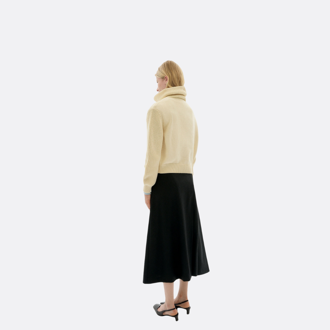 <PRODUCTTITLE> in Neutrals by Thinking Mu.