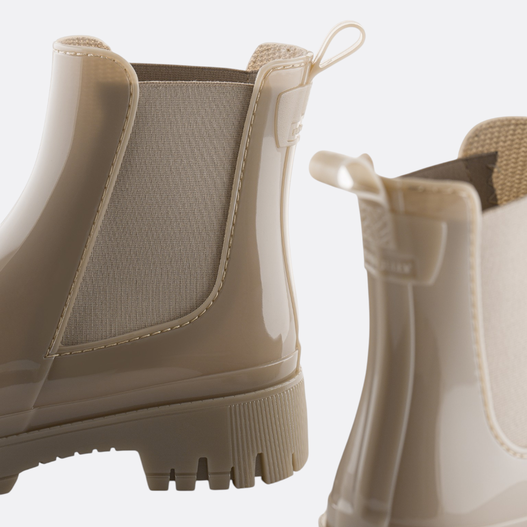 <PRODUCTTITLE> in Beige by Lemon Jelly.