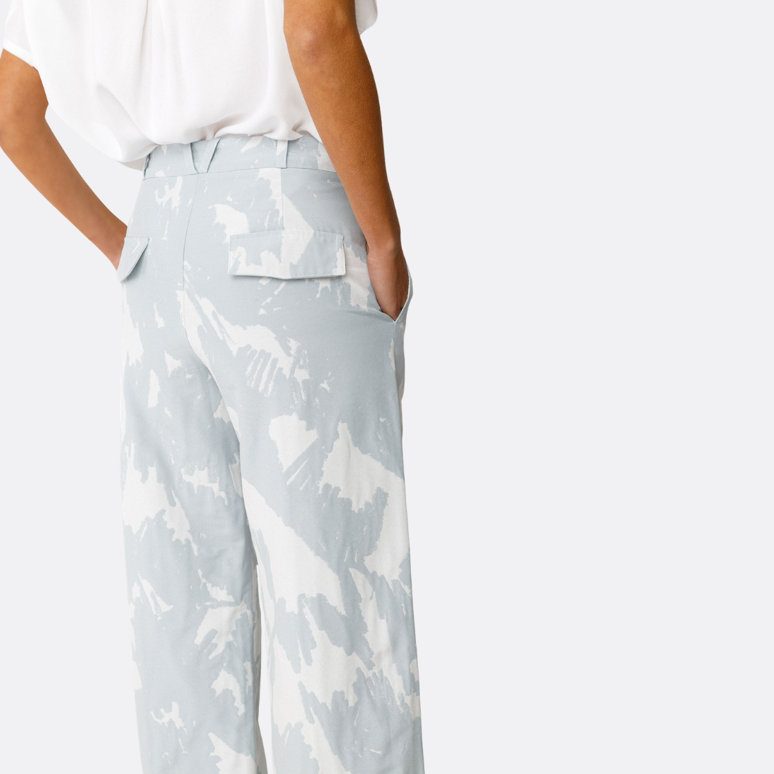 <PRODUCTTITLE> in Grey by SKFK.