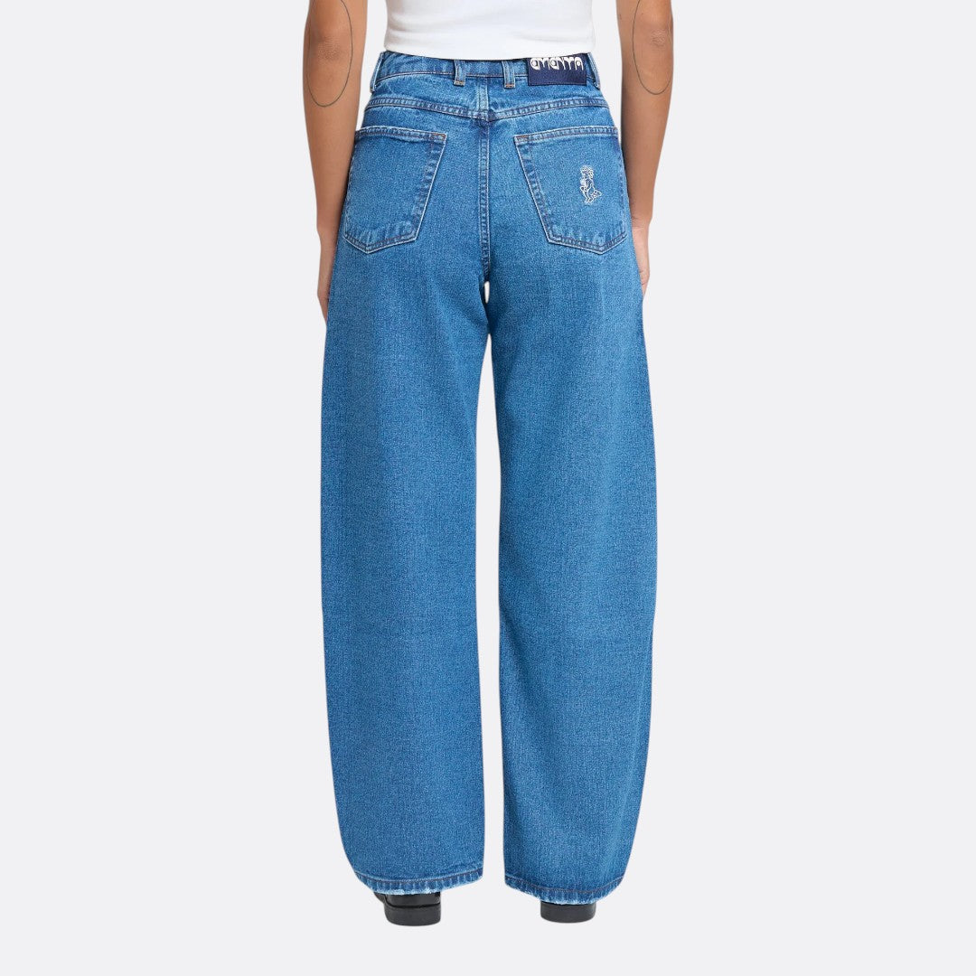 <PRODUCTTITLE> in Blue by Ementa SB.