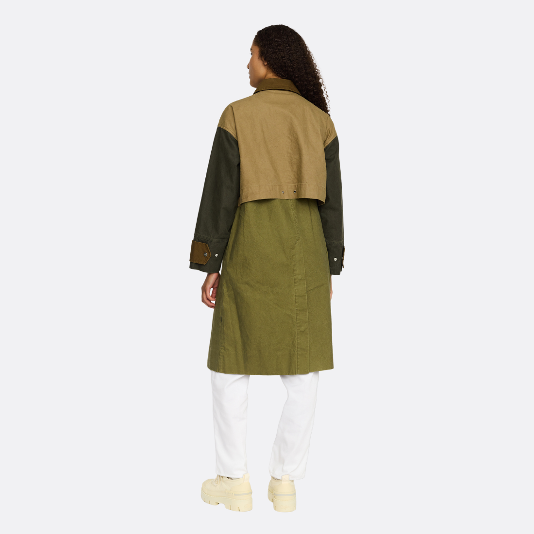 <PRODUCTTITLE> in Green by Selfhood.