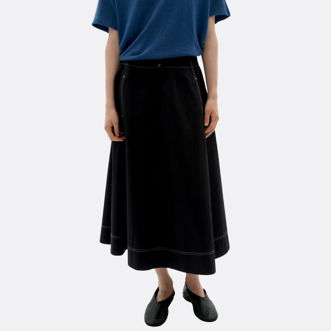 <PRODUCTTITLE> in Black by Thinking Mu.