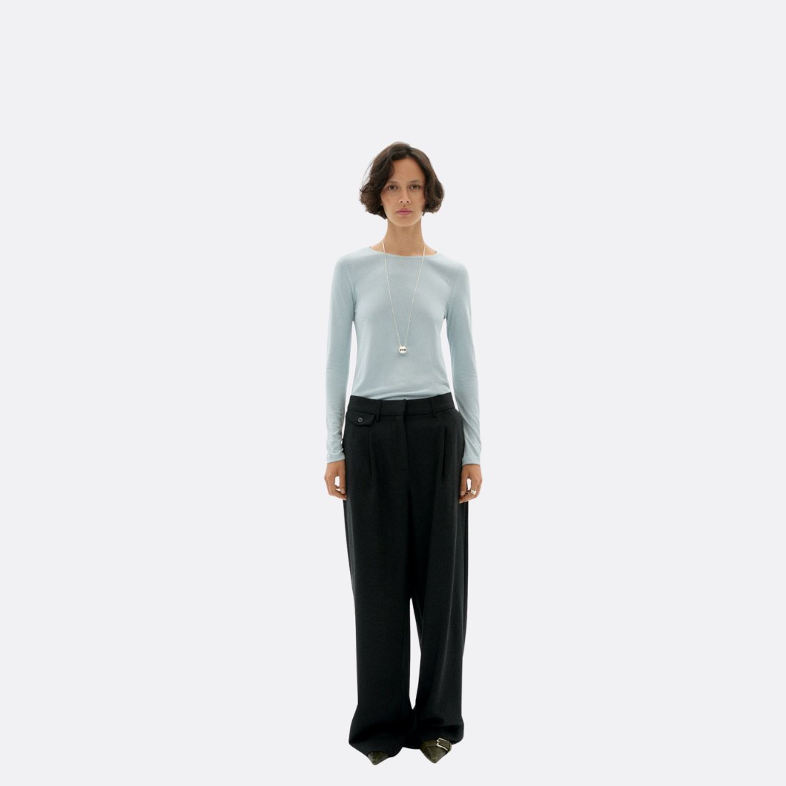 <PRODUCTTITLE> in Black by Thinking Mu.