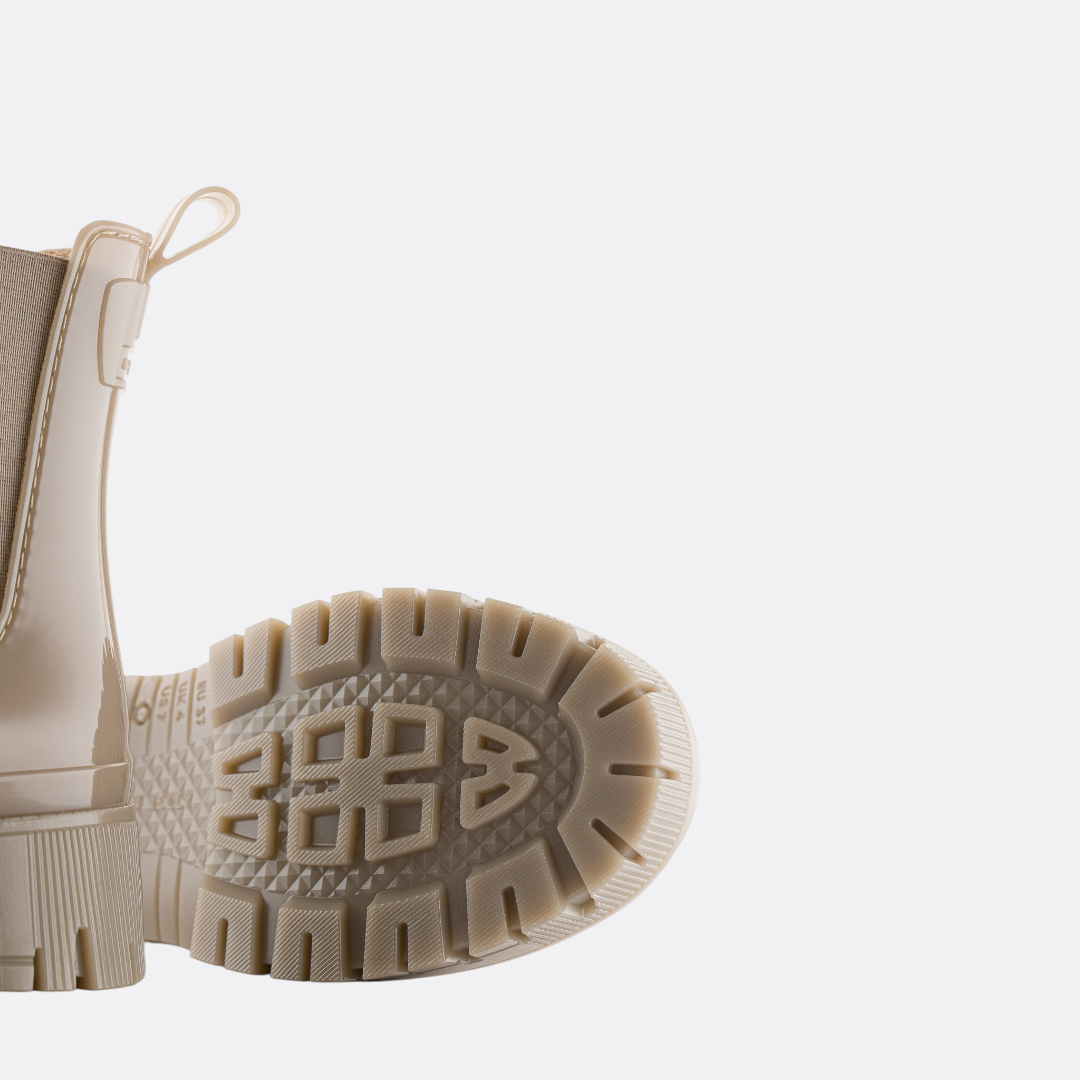 <PRODUCTTITLE> in Beige by Lemon Jelly.