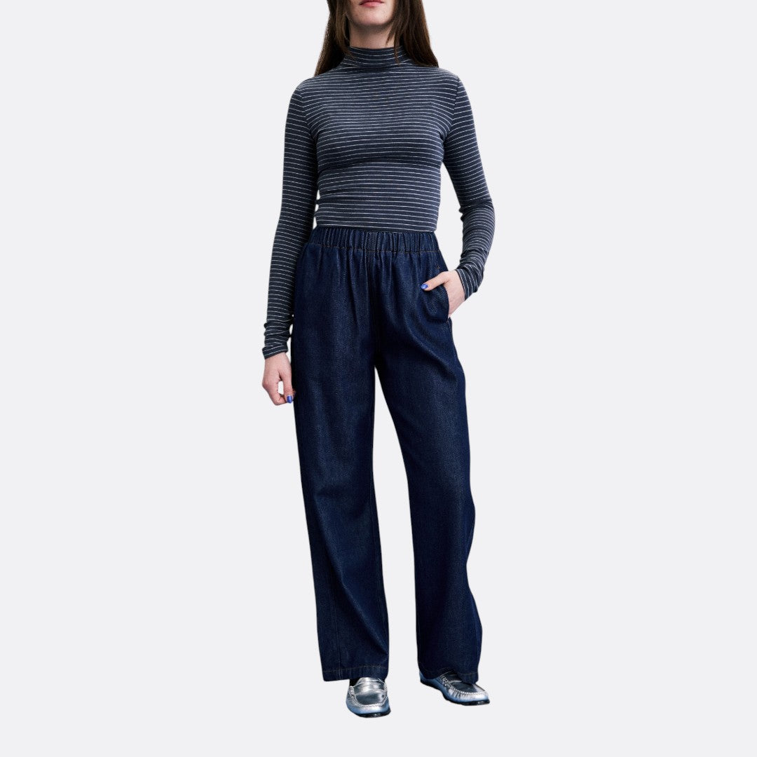<PRODUCTTITLE> in Blue by FRNCH.