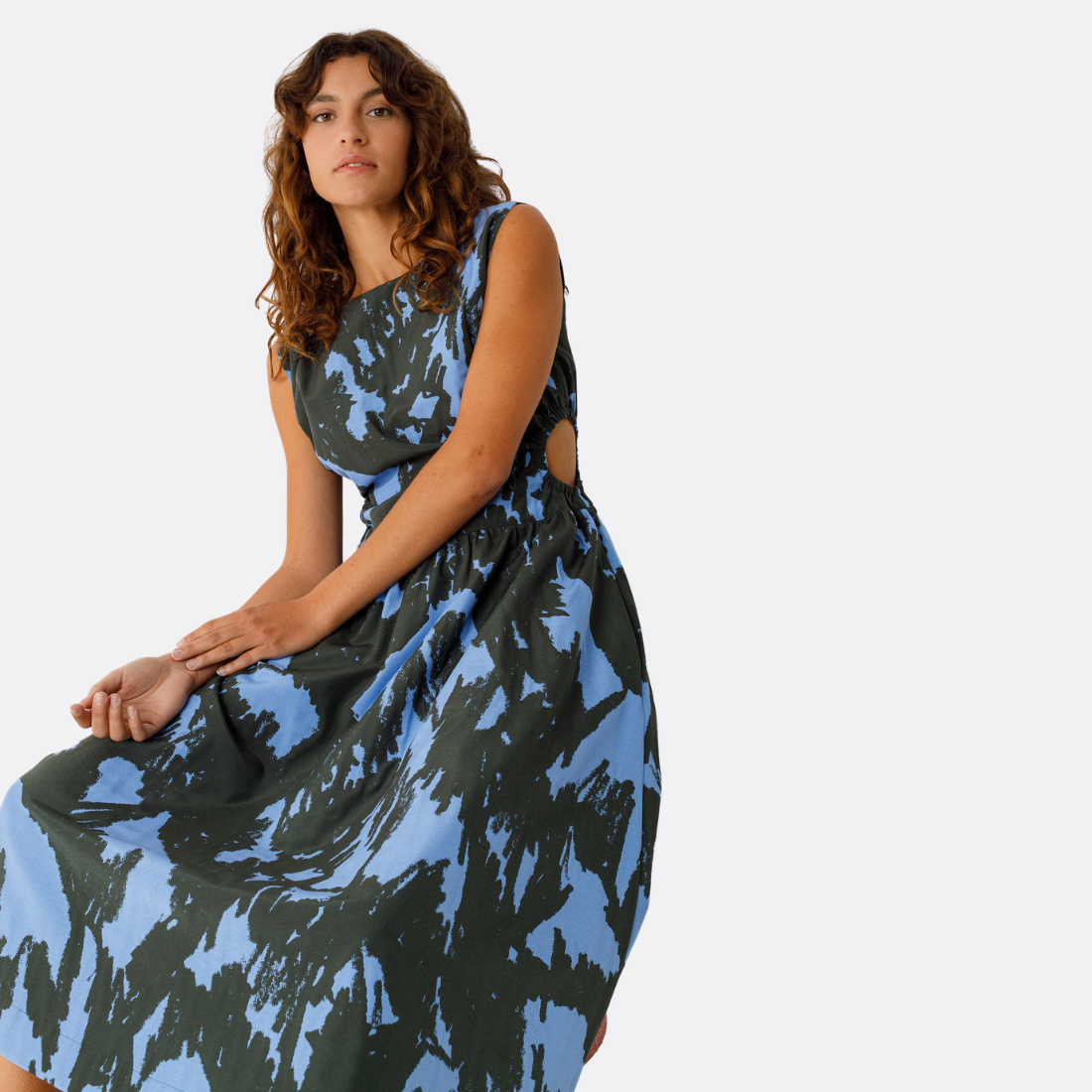 <PRODUCTTITLE> in Multi by SKFK.