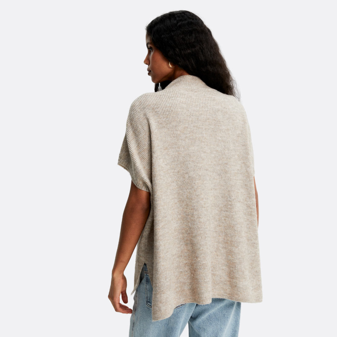 <PRODUCTTITLE> in Grey by Shoulder.